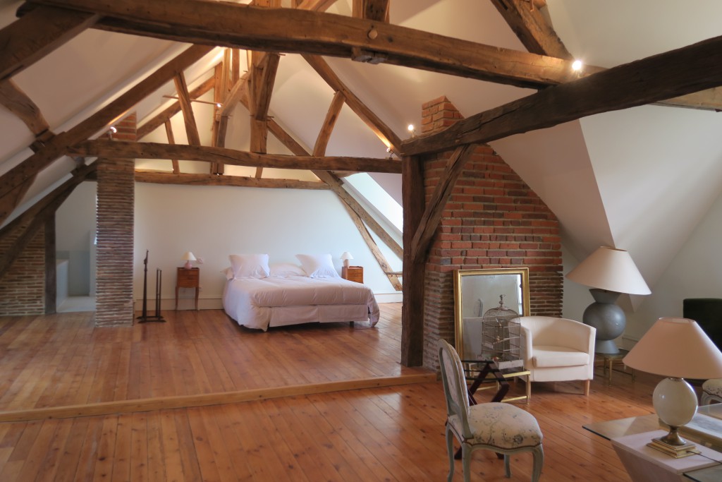 La chambre d'Aigremont est une suite permettant d'acceuillir 4 invités